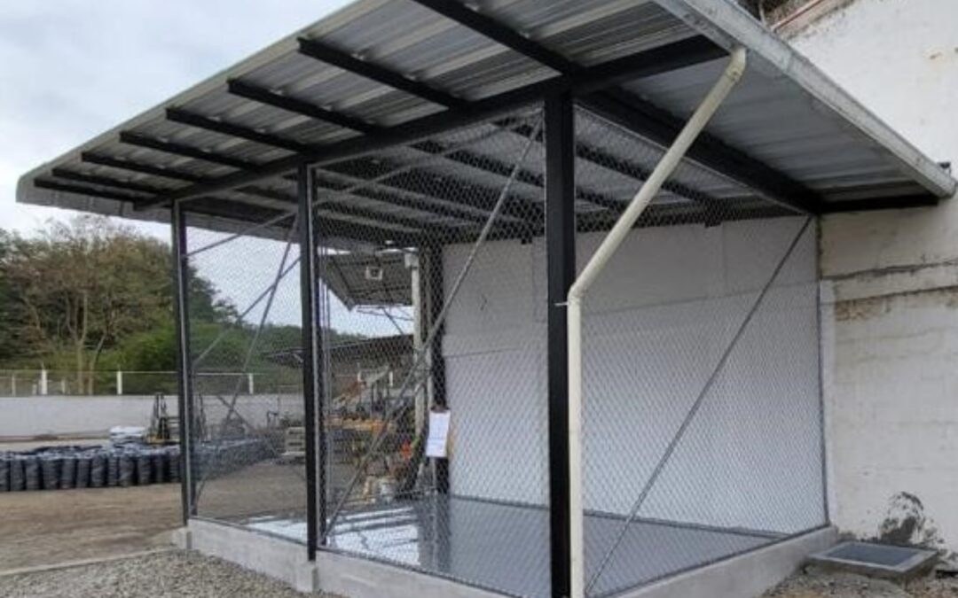 Construcción de cuarto para químicos