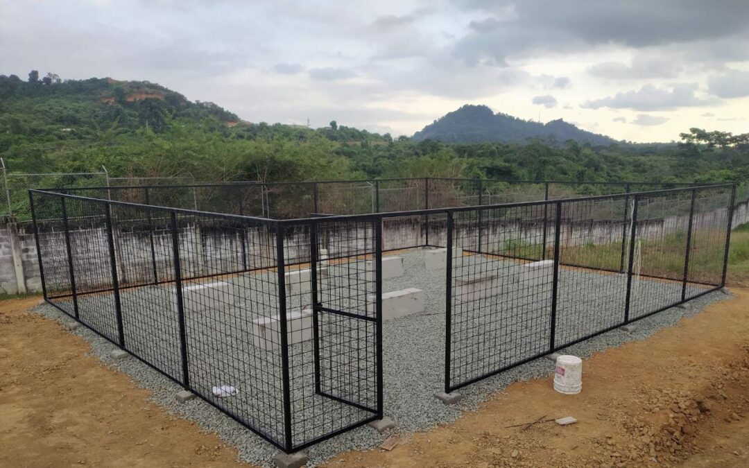 Cerramiento y bases para tanques